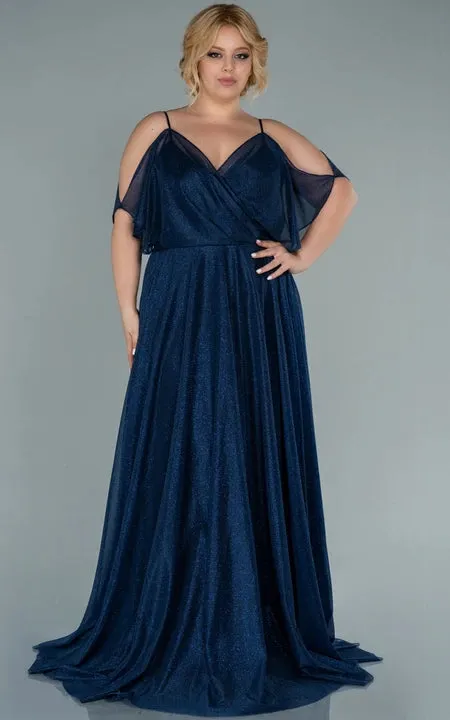 Empire Spaghetti Sequin Pleated Plus Size Pleated Prom Dress with Low-v Back