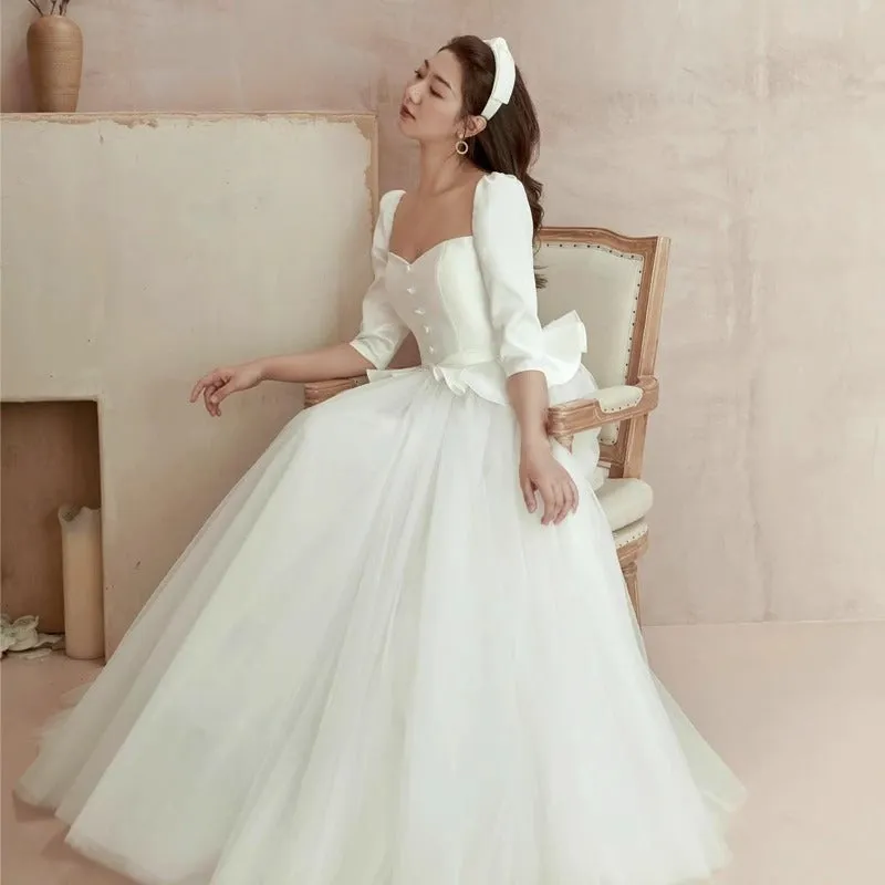 French Long-Sleeve White Wedding Dress  Petite Elegant Gown for Ceremonies or Evening Events (2025)