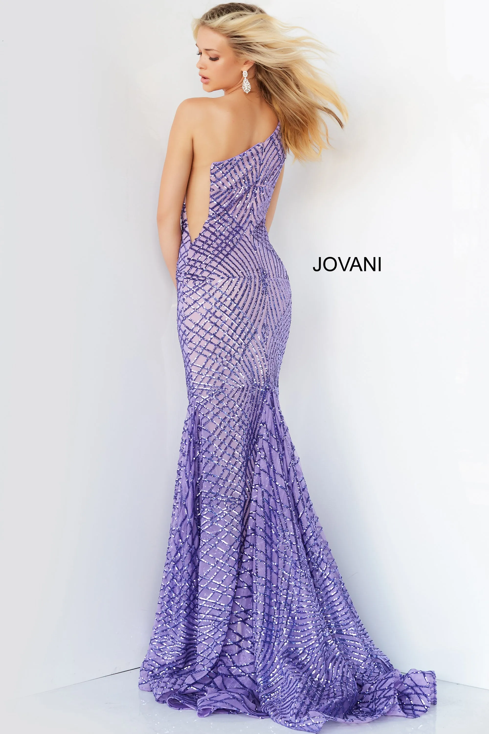 JOVANI 06517