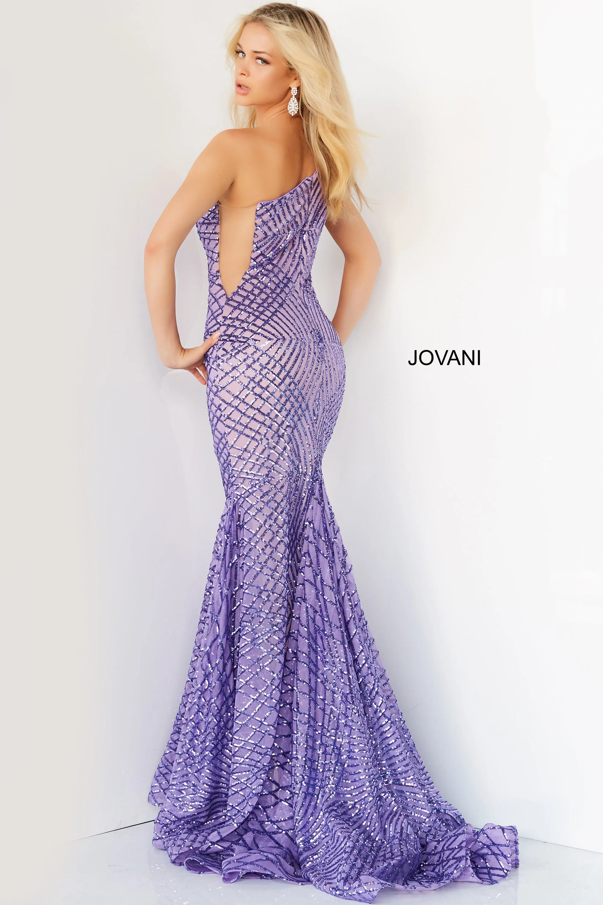 JOVANI 06517