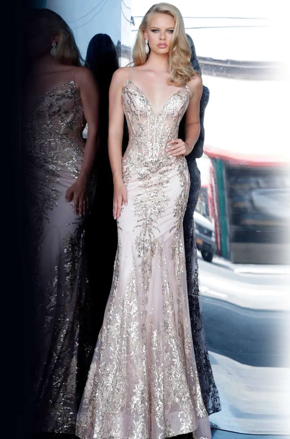 JOVANI 3675